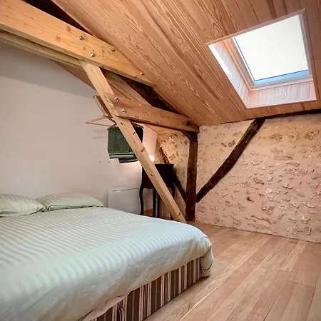 Ferme Gite Le Coeur Des Petits Chenes Saint-Pierre-de-Côle Exterior foto